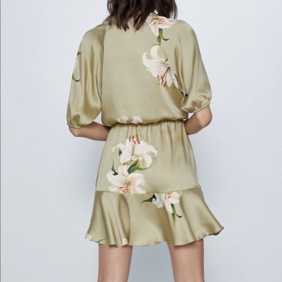 Zara floral mini print dress with knot green Nwt - Picture 5 of 6